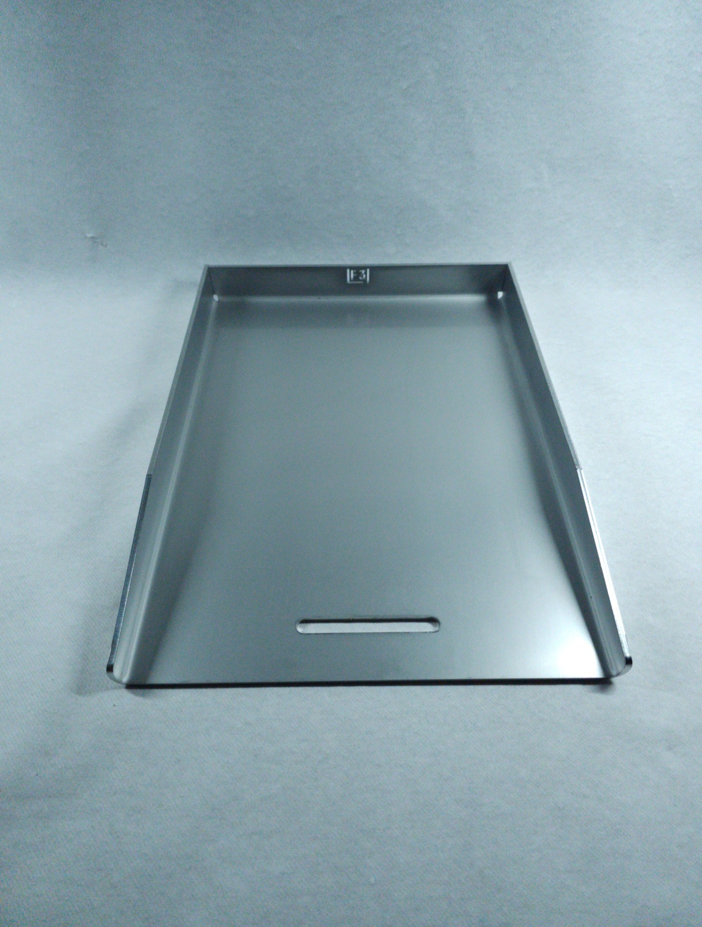 Edelstahl Plancha Universal 40 x 30 cm mit Fettablauf / Langloch