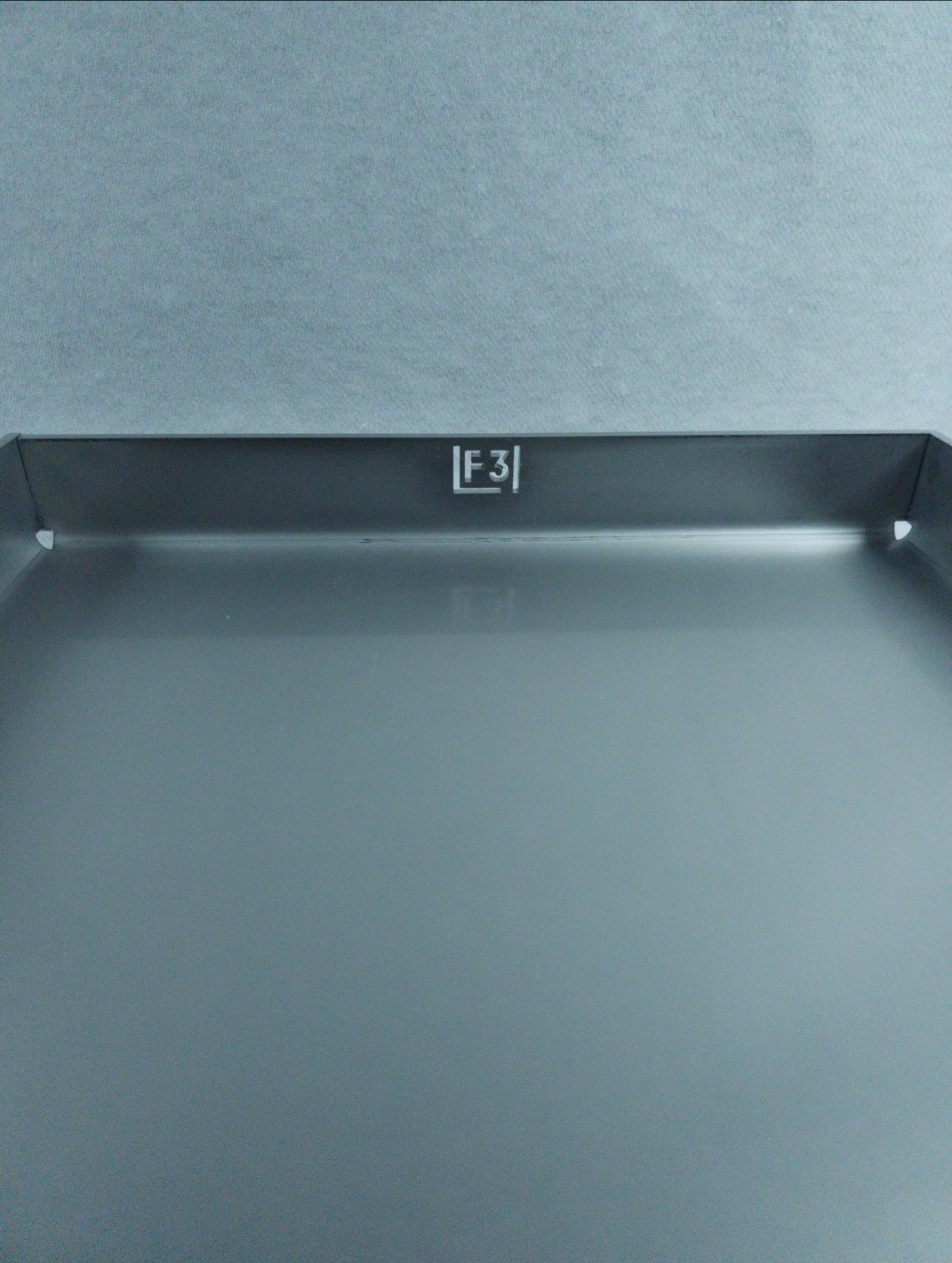 Edelstahl Plancha Universal 40 x 30 cm mit Fettablauf / Langloch