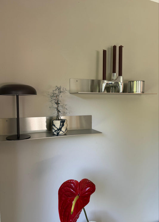 Edelstahl Wandregal – 3 mm, 240K geschliffen | Skandinavisches Design