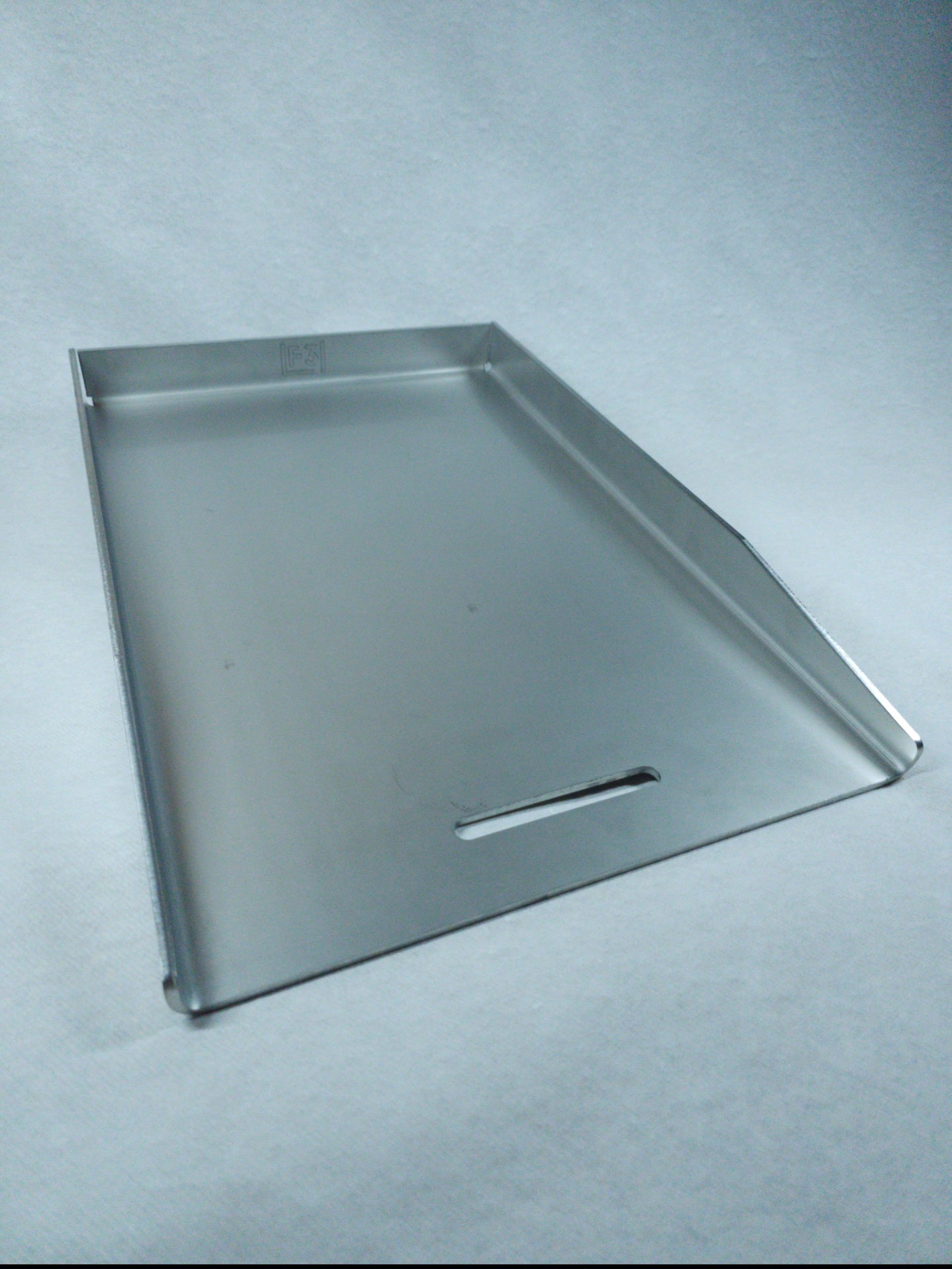 Edelstahl Plancha 44,5 x 30 cm mit Fettrinne